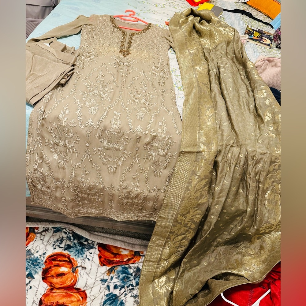 Women Georgette 3 PCs salwar suit with banarasi dupatta